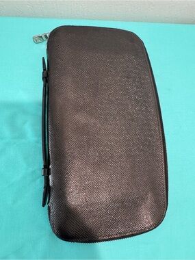 Louis Vuitton Black Tiaga Leather Organizer